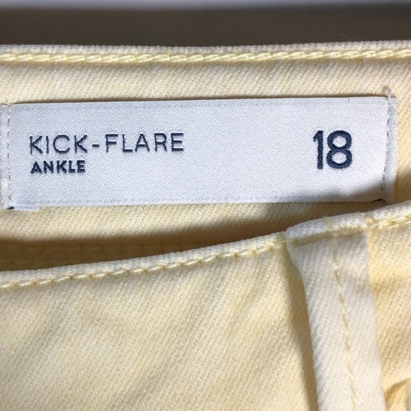 J. Jill Denim Women's Kick-Flare Fringe Hemmed Pants Pale Yellow Size 18 - Picture 3 of 8